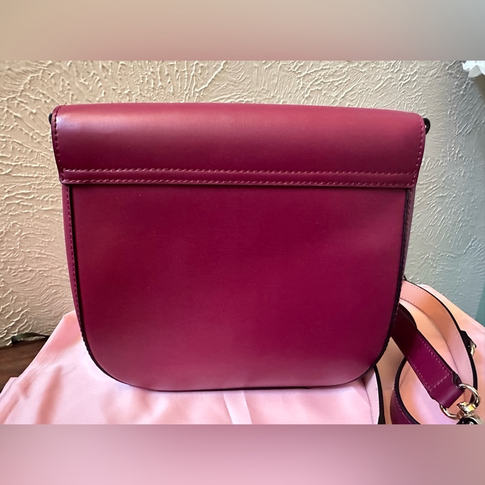 LIKE NEW Kate Spade Doreen New Bond Street Red Plum Leather Crossbody - Picture 4 of 6